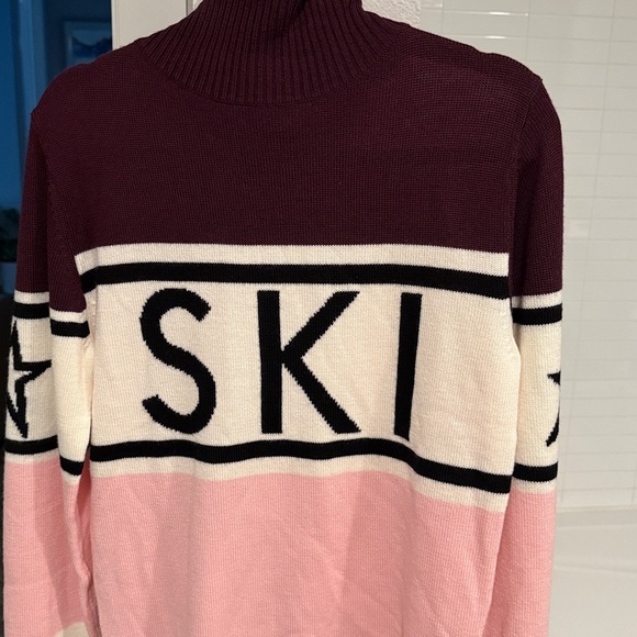 Perfect Moment Schild Merino Wool Sweater - Picture 3 of 10